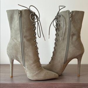Qupid Gray Lace-Up Heeled Boots